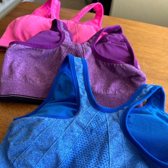 SAYFUT Multi-Color Sports Bras - Picture 5 of 5